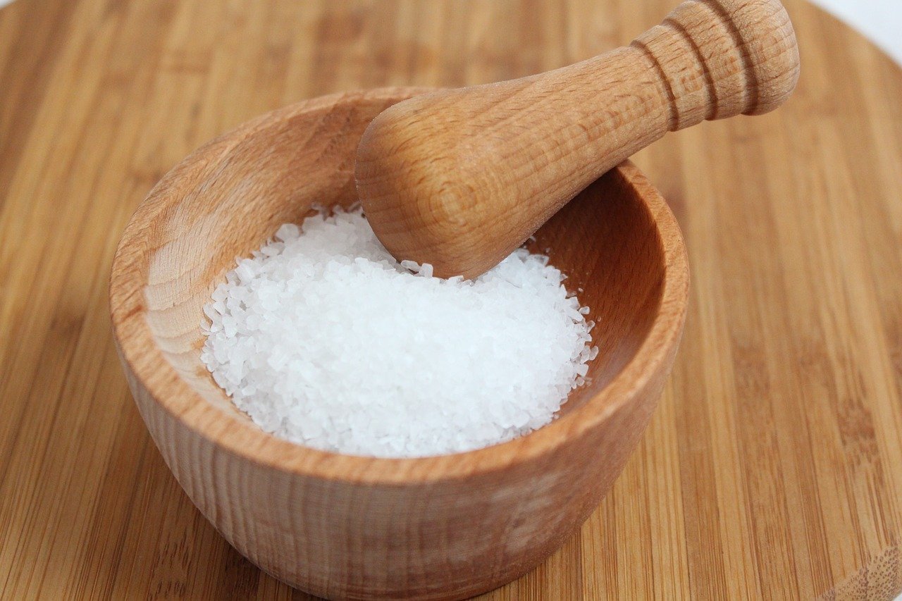 Low salt diet should be avoided in polyneuropathy